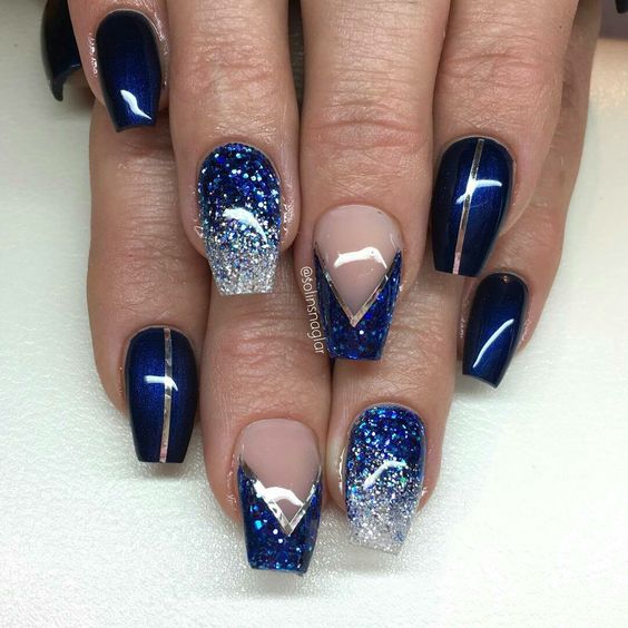 51+ Beautiful Blue And Silver Nails Designs 2023